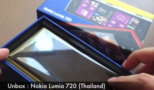 Распаковка Nokia Lumia 720